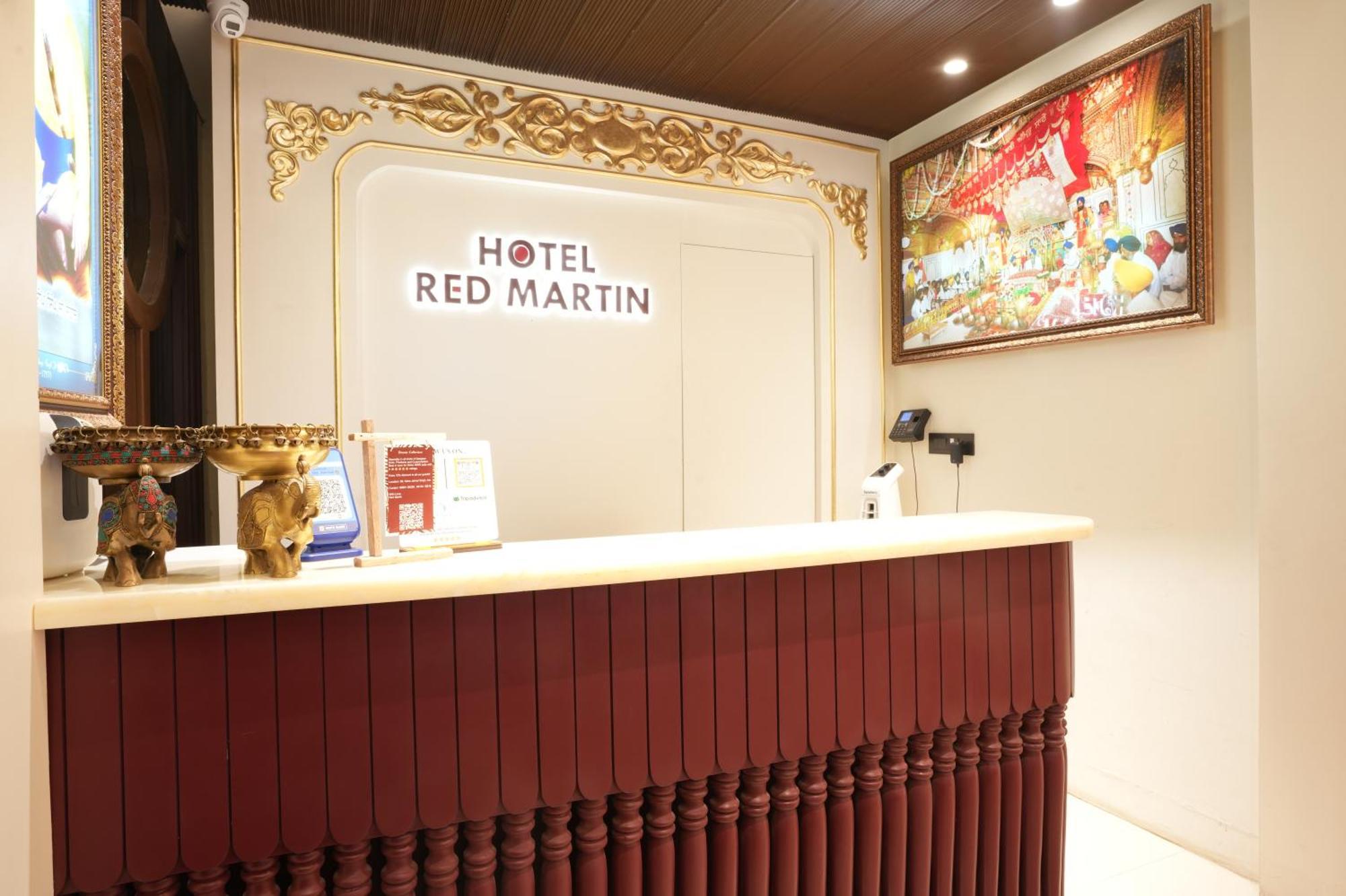 Stamps Red Martin By Eight Continents - 70 Steps From Golden Temple Hotell Amritsar Exteriör bild